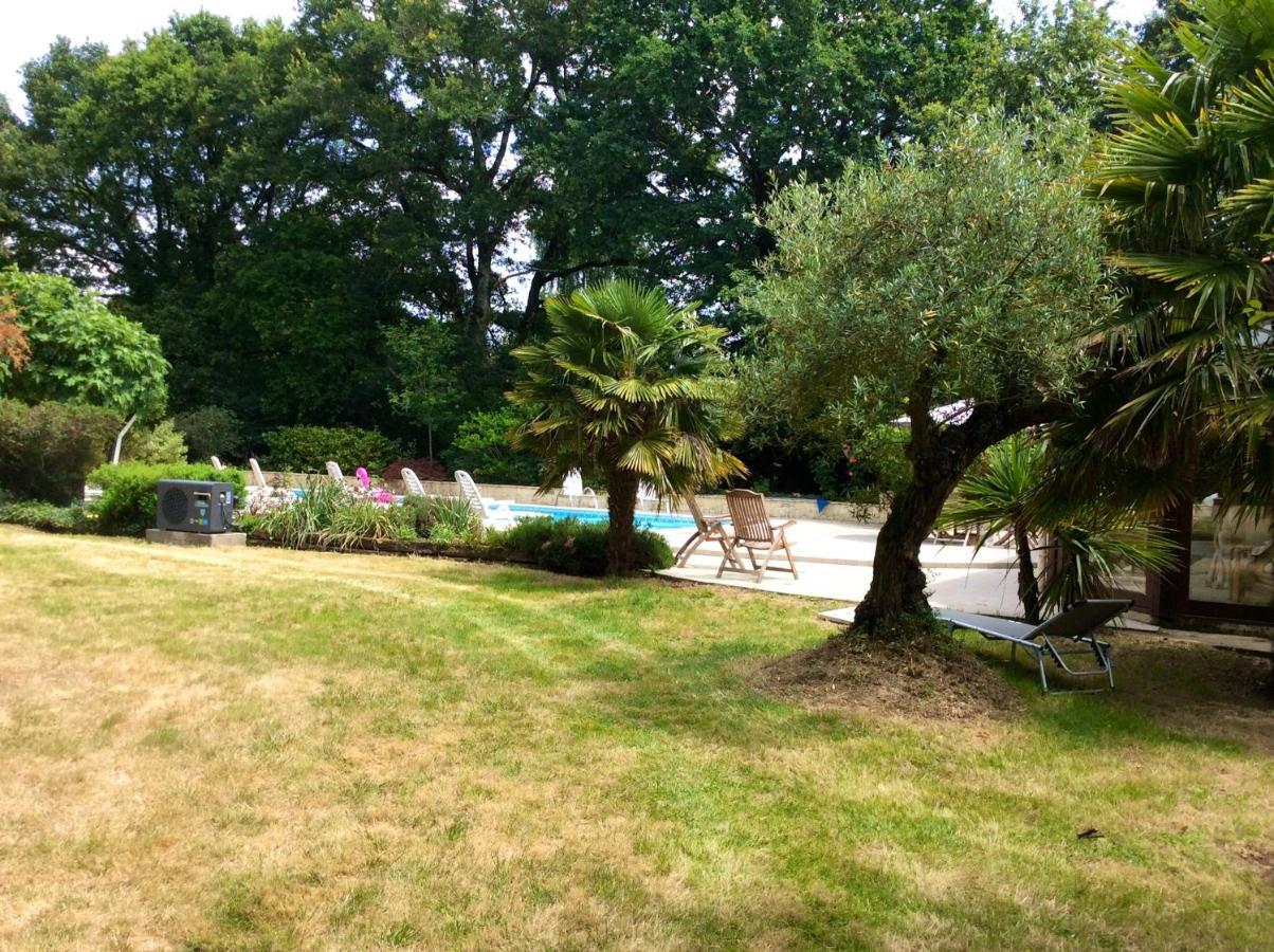 Maison Charmante Avec Piscine Privee A Saint-Georges-De-Pointindouxc エクステリア 写真